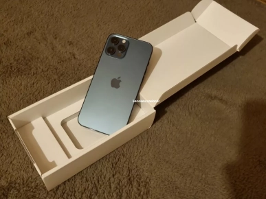 Apple iPhone 12 Pro Max - 256 Go - Bleu Pacifique (Déverrouillé) Apple iPhone 12 Pro Max - 256 Go - Bleu Pacifique (Déverrouillé)
