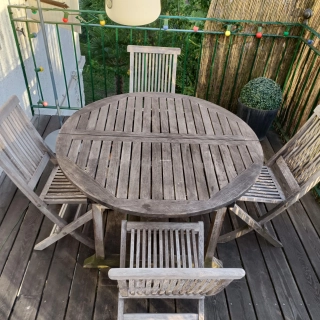 Table et Chaises de jardin en teck Table et Chaises de jardin en teck