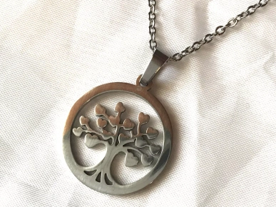 Collier Pendentif Arbre Vie Branches Cœurs Amour Cercle Bijou