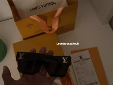Luis Vuitton lunettes noir Luis Vuitton lunettes noir