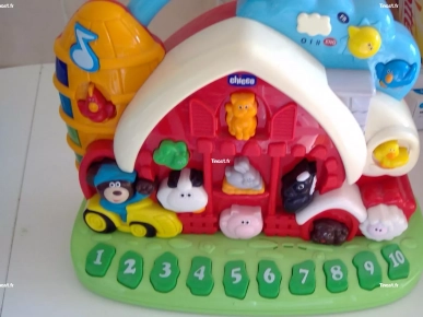 18€ Jeu sonore des animaux (Chicco)