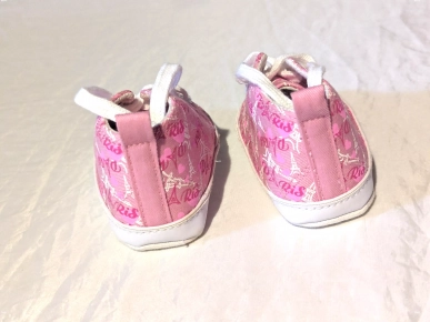 Chaussures Roses Paris Monument Tour Eiffel Cœurs Fermeture Lacet
