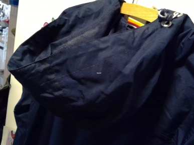 47€ Ellesse jacket