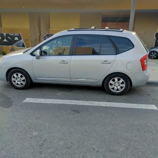 Kia carrens 7 places Kia carrens 7 places