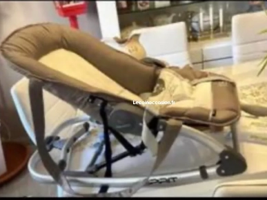 Transat bébé balancelle la girafe sophie 20€ Transat bébé balancelle la girafe sophie 20€