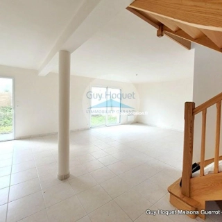 Maison 4 pièces 80 m² Maison 4 pièces 80 m²