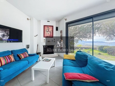 Villa avec Piscine et Vue Mer