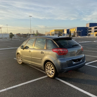 C4 Picasso 1,6 HDI 110cv 5 places C4 Picasso 1,6 HDI 110cv 5 places