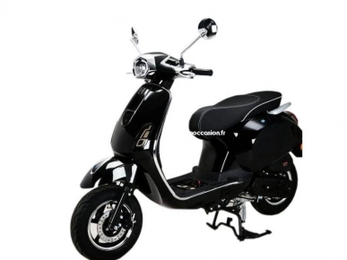 Scooter paiement 4 fois 399 euro ou 1490 euro gt line 50 cc neuf Scooter paiement 4 fois 399 euro ou 1490 euro gt line 50 cc neuf