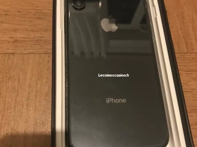 iPhone X noir 256Go (prix négociable)