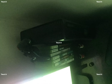 xbox360 avec jeux et 2manetye et kinect xbox360 avec jeux et 2manetye et kinect