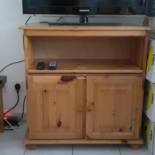 Meuble TV en pin Meuble TV en pin