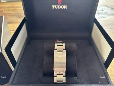Montre Tudor Black bay GMT