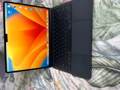 MacBook Air M2 (2022) 256GB MacBook Air M2 (2022) 256GB