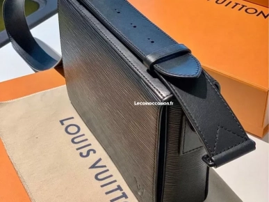 Louis Vuitton M58492 Limited Edition