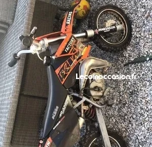 Moto KTM junior année 2006 à céder en urgence Moto KTM junior année 2006 à céder en urgence