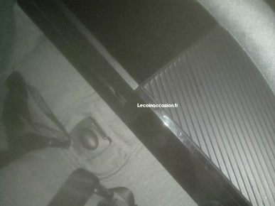 Xbox one avec kinect et manette avec un petit bout de scotch Xbox one avec kinect et manette avec un petit bout de scotch