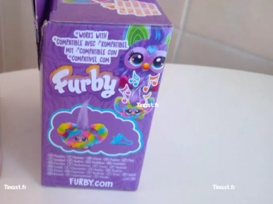 13€ Ray Vee Furby Furblets Mini (Hasbro) 13€ Ray Vee Furby Furblets Mini (Hasbro)