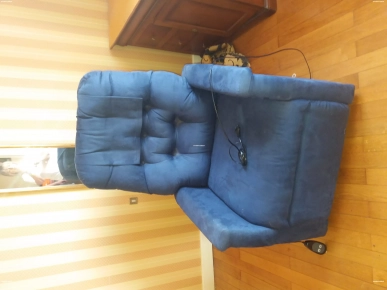 Vends fauteuil électrique..... Vends fauteuil électrique.....