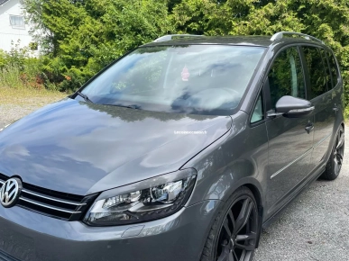 Volkswagen Touran 2.0 140 TDI DSG Comfortline Automatique Volkswagen Touran 2.0 140 TDI DSG Comfortline Automatique