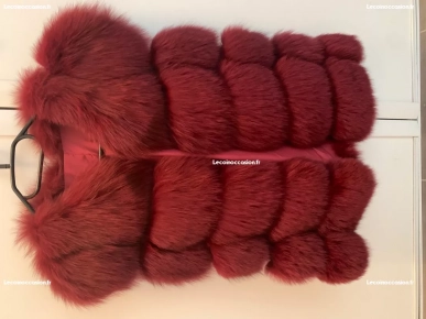 tres belle fourrure de renard couleur Bordeaux tres belle fourrure de renard couleur Bordeaux