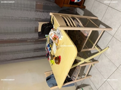 table a vendre avec ses chaises table a vendre avec ses chaises