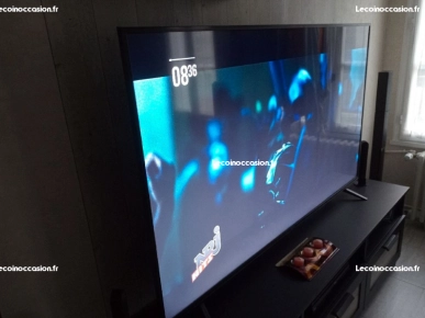 Smart TV Hisense 65 pouces 4k en très bon état