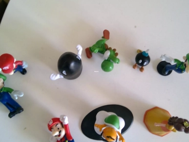 16€ LOT FIGURINES SUPER MARIO