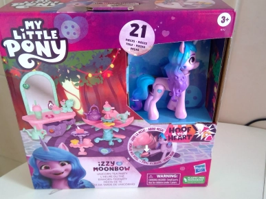 20€ Izzy Moonbow (Hasbro)