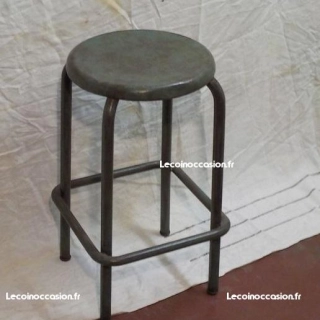 Tabouret rond de chimie vintage année 50/60 loft Tabouret rond de chimie vintage année 50/60 loft