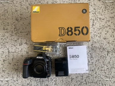 Nikon D850 45.7MP Nikon D850 45.7MP