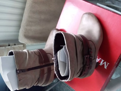 Chaussures de femme  07 71 15 09 96 Chaussures de femme  07 71 15 09 96