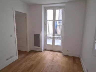 A louer 02 pièces VIDE de 23,27m² A louer 02 pièces VIDE de 23,27m²