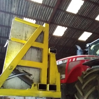 Agriculteurs à votre service