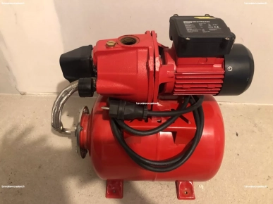 Surpresseur 20 Litre 800W débit 3600l/h Surpresseur 20 Litre 800W débit 3600l/h