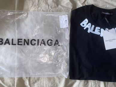 tee-shirt Balenciaga noir - taille L tee-shirt Balenciaga noir - taille L