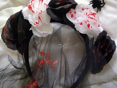 6€ Serre tête voile bloody