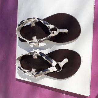Vends nus pieds Vends nus pieds