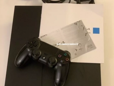 PS4 + 1 manette + jeux PS4 + 1 manette + jeux