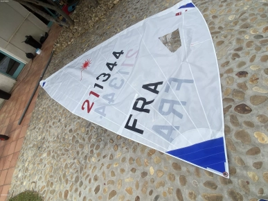 Vends voile Vends voile