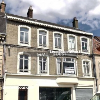 Immeuble 3 pièces 1 300 m² Immeuble 3 pièces 1 300 m²