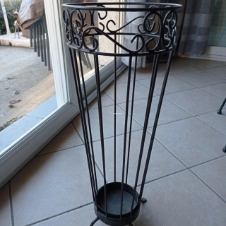 Porte parapluie provençal Porte parapluie provençal