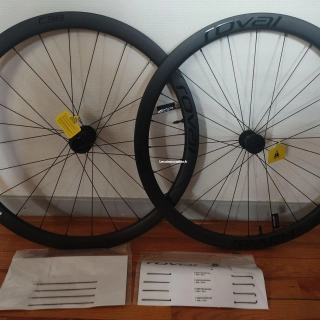 Roue Roval carbone neuve c38 disque Roue Roval carbone neuve c38 disque