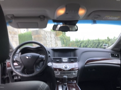 Vend q 70 infiniti Vend q 70 infiniti