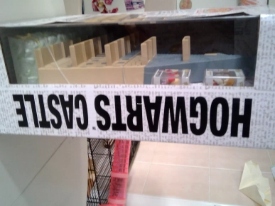 Hogwarts Castle display Funko