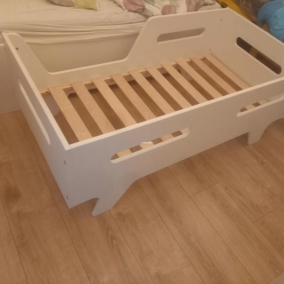 Vends lit enfant 70×120 cm urgent Vends lit enfant 70×120 cm urgent