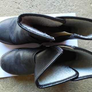 Vends bottes garçons Vends bottes garçons