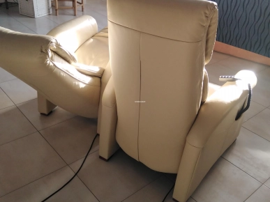 2 fauteuils relax électrique en cuir
