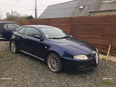 Alfa Roméo GT JTS 2L Alfa Roméo GT JTS 2L