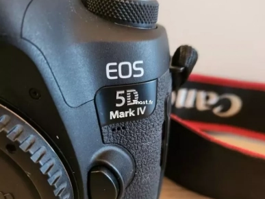 Canon EOS 5D Mark IV
